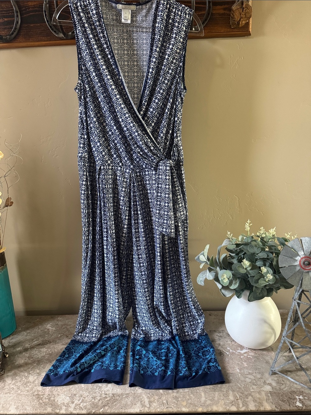 Dana Buchman Wide Leg Capri Pantsuit Sleeveless